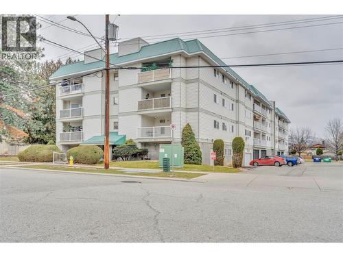 202 Edmonton Avenue Unit# 103, Penticton, BC - Outdoor With Balcony With Facade