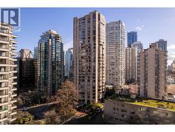 402 738 BROUGHTON STREET  Vancouver, BC V6G 3A7