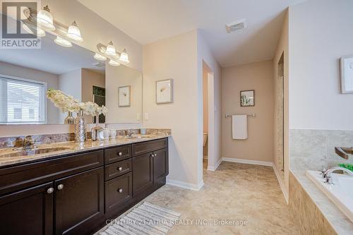 56 Kelly Crescent, Markham, ON - Indoor Photo Showing Bathroom