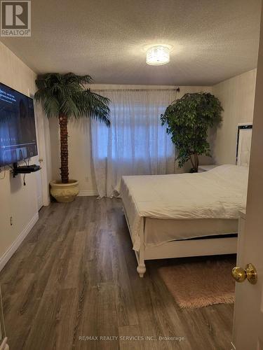 19 Albery Road, Brampton, ON - Indoor Photo Showing Bedroom