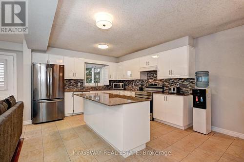 242 Doon Mills Drive, Kitchener, ON - Indoor Photo Showing Kitchen