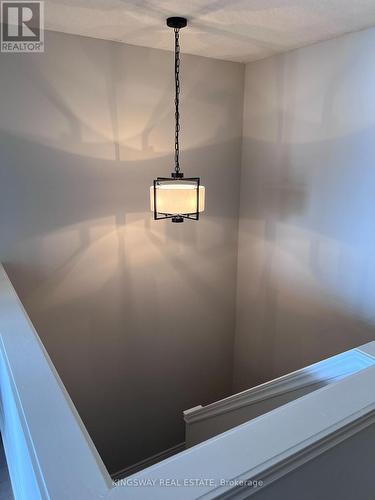 242 Doon Mills Drive, Kitchener, ON - Indoor Photo Showing Other Room