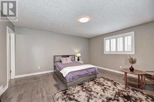 242 Doon Mills Drive, Kitchener, ON - Indoor Photo Showing Bedroom