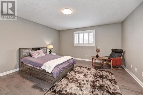 242 Doon Mills Drive, Kitchener, ON - Indoor Photo Showing Bedroom