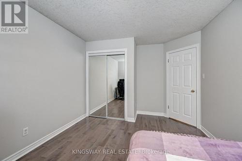242 Doon Mills Drive, Kitchener, ON - Indoor Photo Showing Bedroom