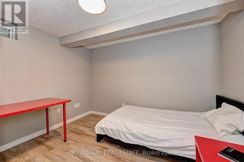 242 Doon Mills Drive, Kitchener, ON - Indoor Photo Showing Bedroom