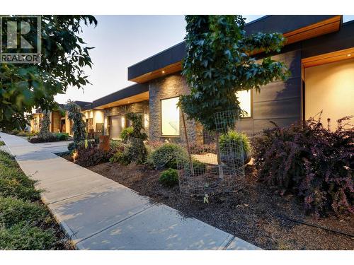 604 Clifton Road N, Kelowna, BC - Outdoor