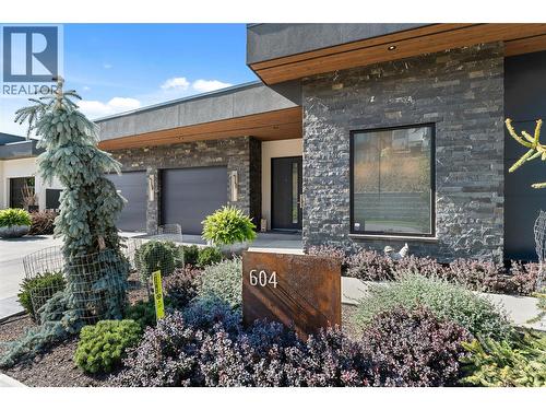 604 Clifton Road N, Kelowna, BC - Outdoor