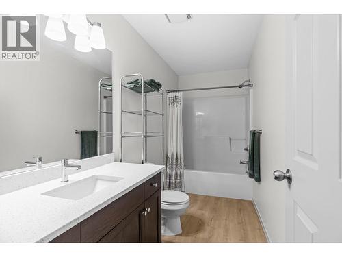 250 Hollywood Road S Unit# 119, Kelowna, BC - Indoor Photo Showing Bathroom