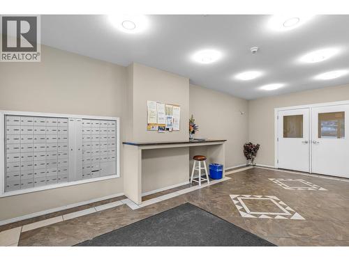 250 Hollywood Road S Unit# 119, Kelowna, BC - Indoor Photo Showing Other Room