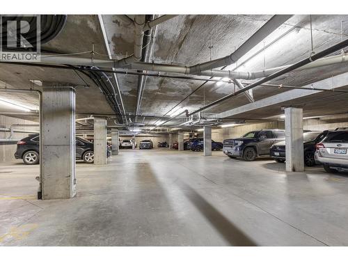 250 Hollywood Road S Unit# 119, Kelowna, BC - Indoor Photo Showing Garage