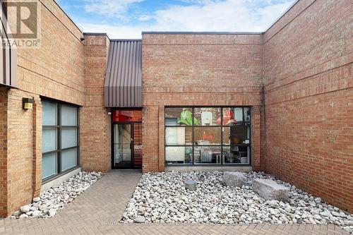 21-22 - 71 Marycroft Avenue, Vaughan, ON 