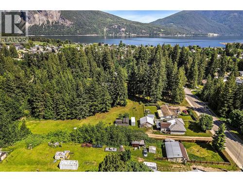 6611 50Th Street Ne, Salmon Arm, BC 