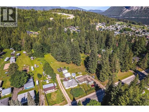 6611 50Th Street Ne, Salmon Arm, BC 