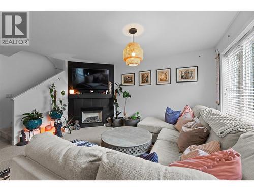 2003 Montego Street, West Kelowna, BC - Indoor Photo Showing Living Room With Fireplace