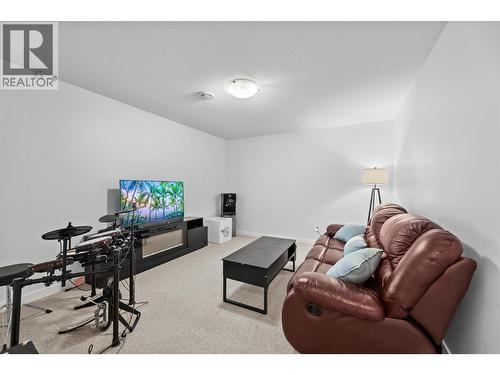 2003 Montego Street, West Kelowna, BC - Indoor