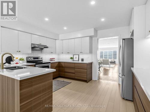 150 Gowan Avenue, Toronto, ON - Indoor Photo Showing Kitchen With Stainless Steel Kitchen With Double Sink With Upgraded Kitchen