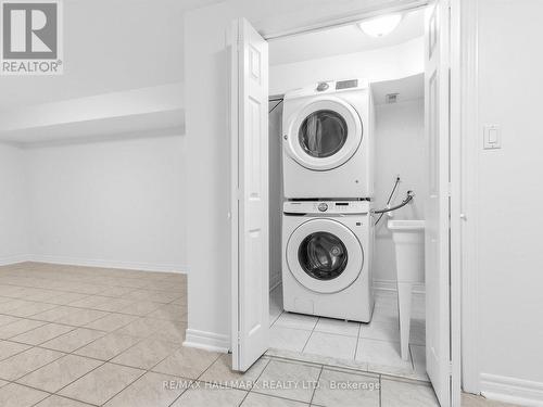 150 Gowan Avenue, Toronto, ON - Indoor Photo Showing Laundry Room