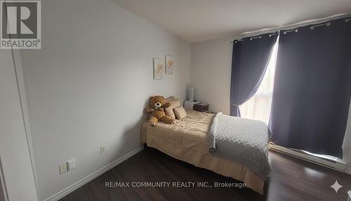 907 - 260 Davis Drive, Newmarket, ON - Indoor Photo Showing Bedroom