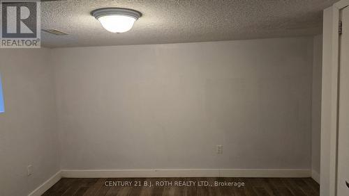 121 Cumberland Street, Barrie, ON - Indoor Photo Showing Other Room