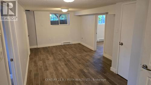 121 Cumberland Street, Barrie, ON - Indoor Photo Showing Other Room