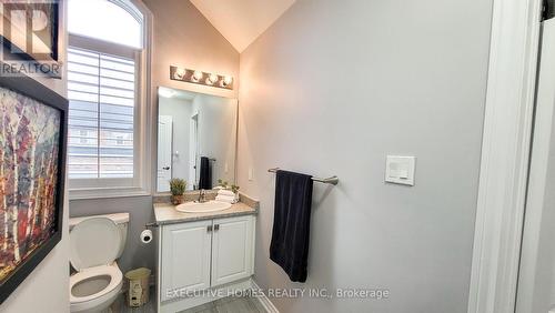 7 Spokanne Street, Brampton, ON - Indoor Photo Showing Bathroom