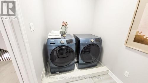 7 Spokanne Street, Brampton, ON - Indoor Photo Showing Laundry Room