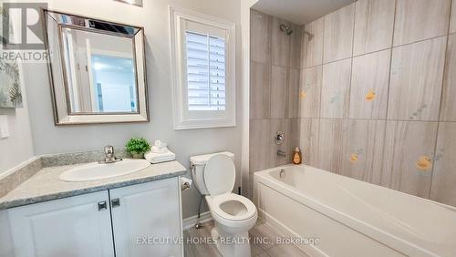7 Spokanne Street, Brampton, ON - Indoor Photo Showing Bathroom