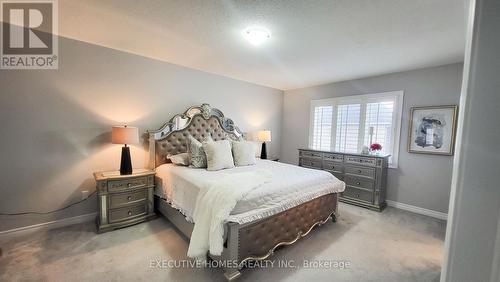 7 Spokanne Street, Brampton, ON - Indoor Photo Showing Bedroom