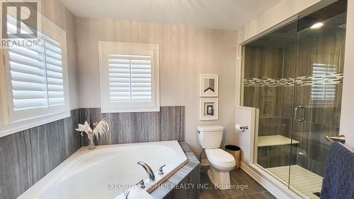 7 Spokanne Street, Brampton, ON - Indoor Photo Showing Bathroom