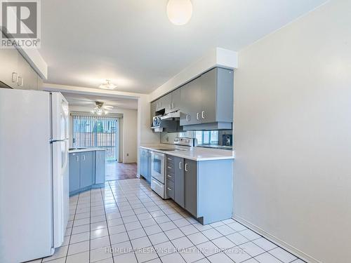 78 - 2275 Credit Valley Road, Mississauga, ON - Indoor Photo Showing Kitchen