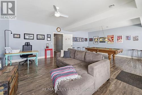 75 John Meyers Road, Quinte West (Sidney Ward), ON - Indoor Photo Showing Living Room