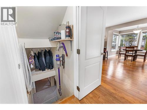 774 Varney Court, Kelowna, BC - Indoor