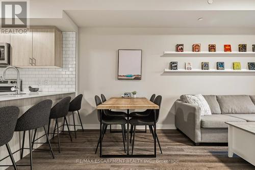 413 - 16 Markle Crescent, Hamilton, ON 