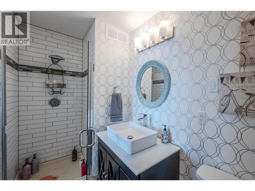 150 Sumac Ridge Drive, Summerland, BC - Indoor Photo Showing Bathroom