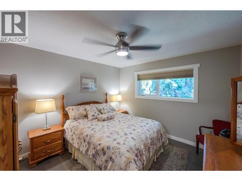 150 Sumac Ridge Drive, Summerland, BC - Indoor Photo Showing Bedroom