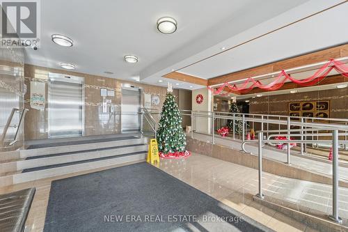 1601 - 15 Torrance Road, Toronto, ON - Indoor Photo Showing Other Room