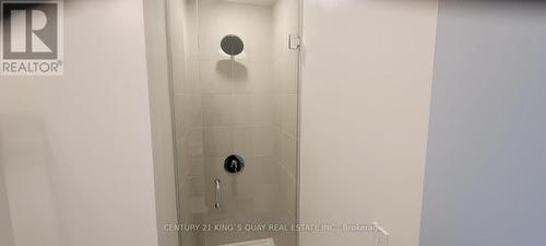 1201 - 1000 Portage Parkway, Vaughan, ON - Indoor Photo Showing Other Room