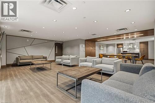 16 Markle Crescent Unit# 413, Hamilton, ON - Indoor