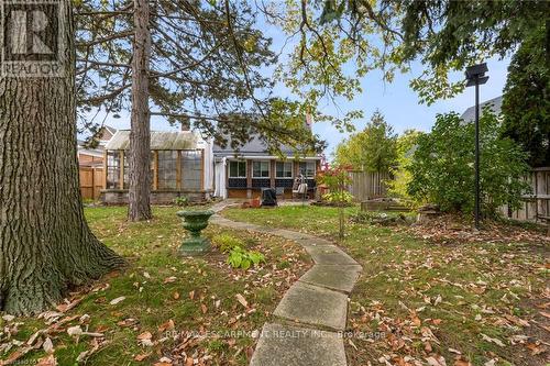 18 Flanders Avenue, St. Catharines, ON - Outdoor