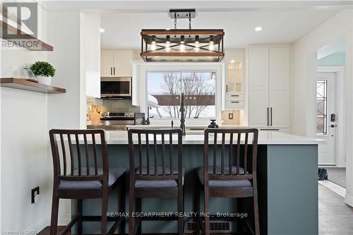 18 Flanders Avenue, St. Catharines, ON - Indoor