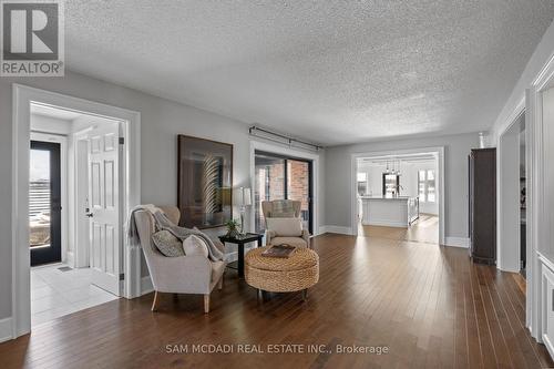 1046 Concession 6 Road W, Hamilton, ON 