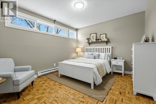 117 - 246 Milestone Crescent, Aurora, ON - Indoor Photo Showing Bedroom