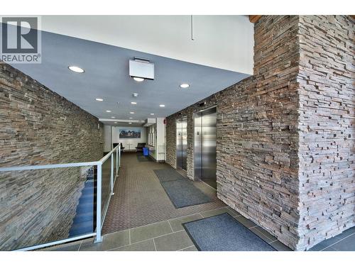 1030 Talasa Way Unit# 2312, Kamloops, BC - Indoor Photo Showing Other Room