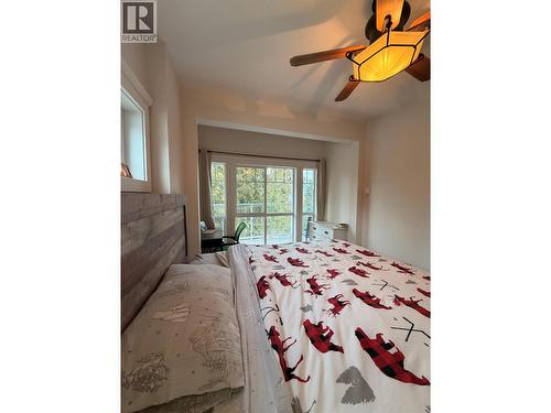 3970 Talin Place, Eagle Bay, BC - Indoor Photo Showing Bedroom