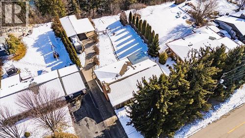 2329 5Th Avenue, Castlegar, BC - Outdoor