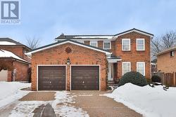 2289 BEEJAY COURT  Mississauga, ON L5M 2N6