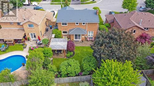 2289 Beejay Court, Mississauga, ON - Outdoor With In Ground Pool With Deck Patio Veranda