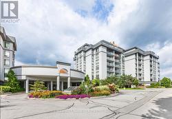 304 - 11121 YONGE STREET  Richmond Hill, ON L4C 0S7