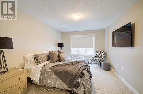 24 Festival Way, Hamilton, ON - Indoor Photo Showing Bedroom